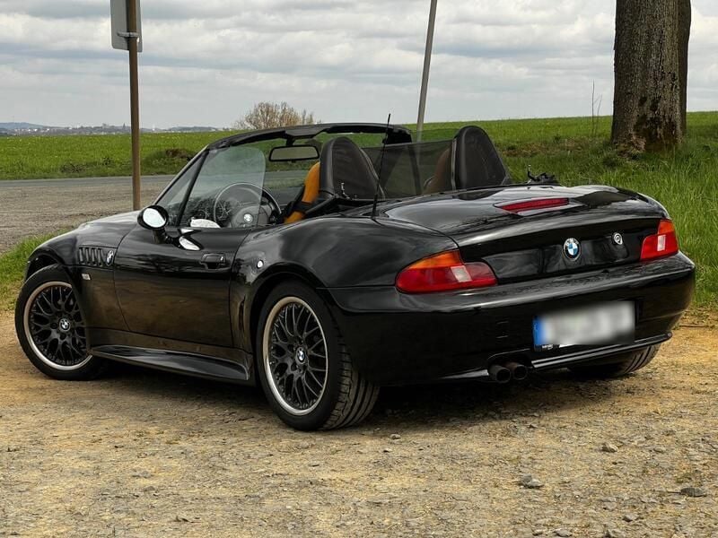 Schwarz Gebraucht 2002 BMW Z3 Performance Cabrio | 10.900 € (Fairer Preis) - Bild 1/4