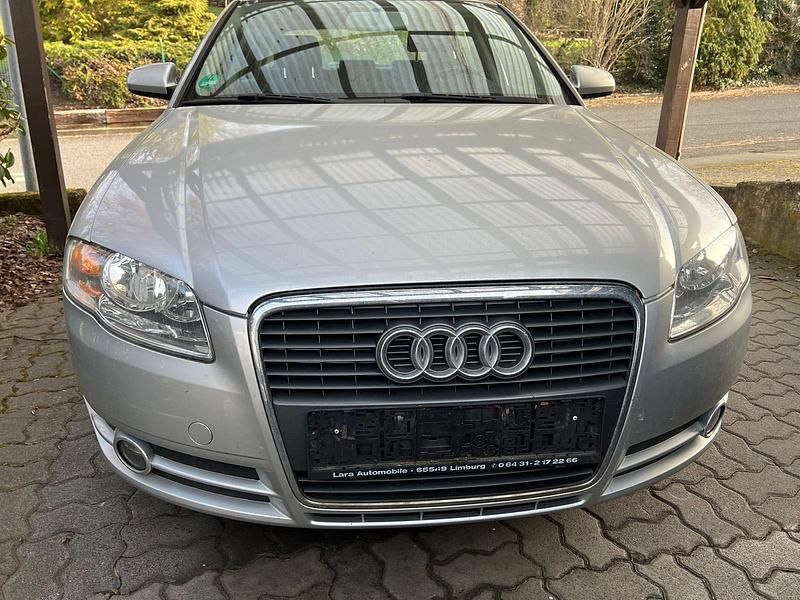 Gebraucht Audi A4 102 PS (75 kW) 2005 Silber Limousine
