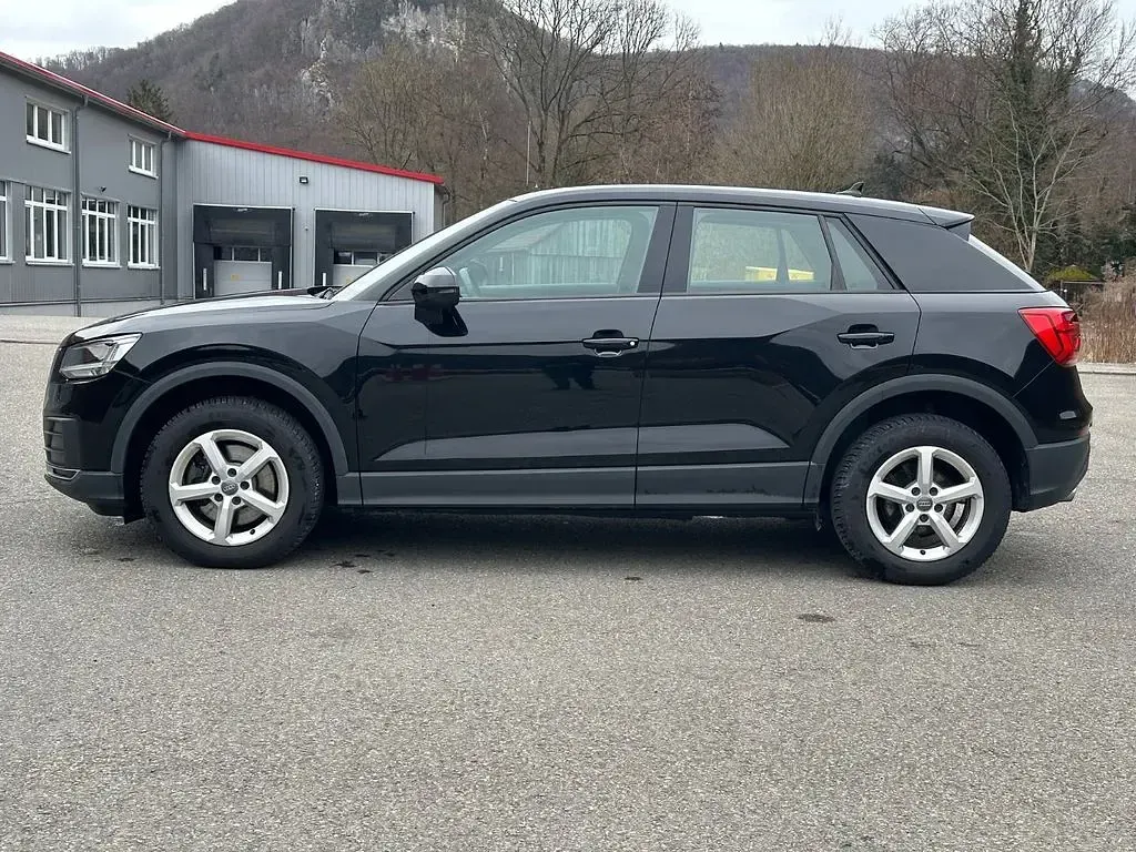 Gebraucht Audi Q2 Sport 150 PS (110 kW) 2017 Schwarz SUV