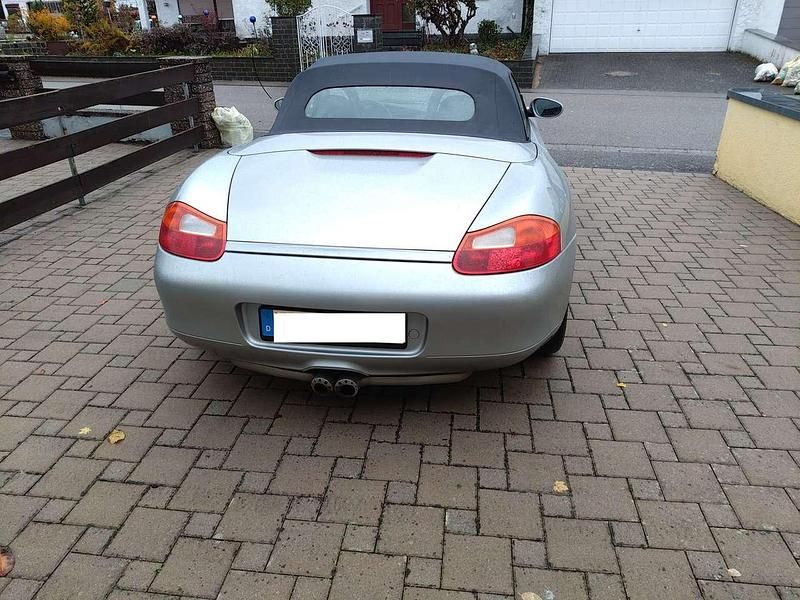 Gebraucht Porsche 986 Boxster 220 PS (161 kW) 2000 Silber Cabrio