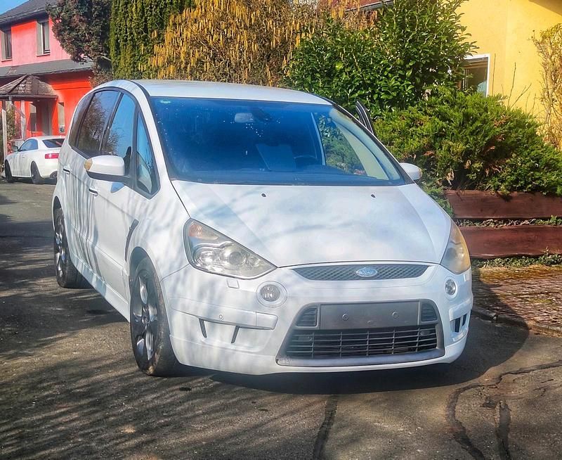 Gebraucht Ford S-MAX S 175 PS (128 kW) 2009 Weiß Van / Kleinbus