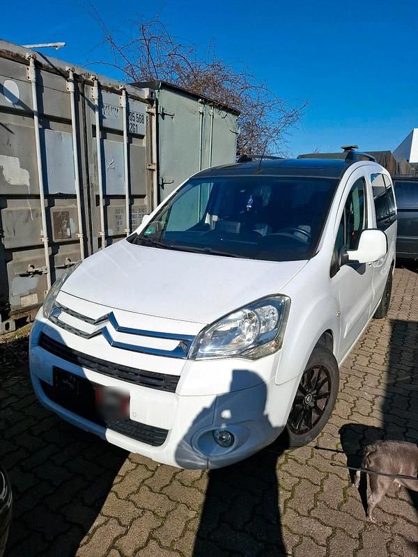 Gebraucht Citroën Berlingo Exclusive 111 PS (81 kW) 2010 Weiß Van / Kleinbus