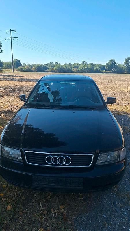 Schwarz Gebraucht 1997 Audi A4 Limousine | 1.000 € (Superpreis) - Bild 1/4
