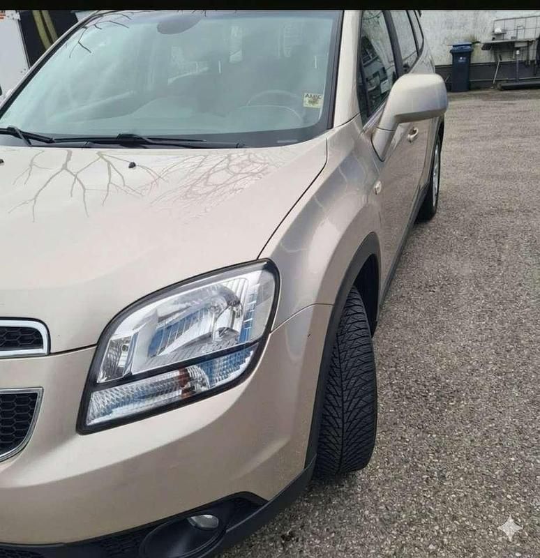 Gebraucht Chevrolet Orlando LT 131 PS (96 kW) 2011 Van / Kleinbus