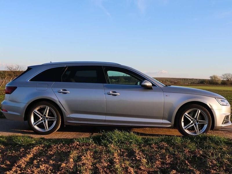 Gebraucht Audi A4 Comfort 150 PS (110 kW) 2017 Silber Kombi