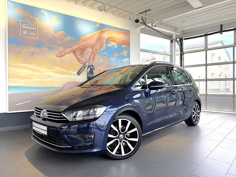 Blau Gebraucht 2014 VW Golf Sportsvan Highline Van / Kleinbus | 10.820 € (Fairer Preis) - Bild 1/4