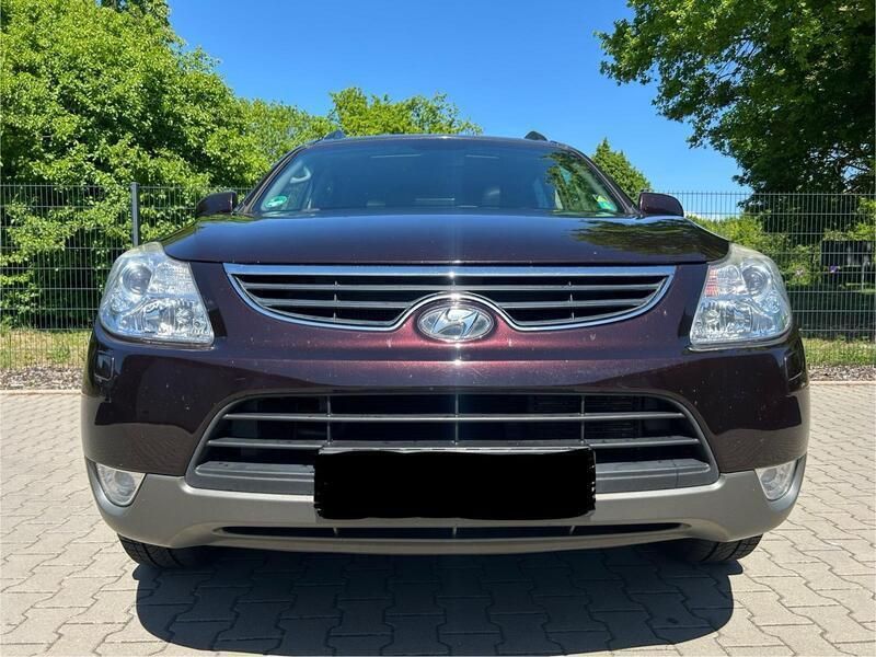 Rot Gebraucht 2010 Hyundai Veracruz SUV | 11.600 € (Etwas zu teuer) - Bild 1/4
