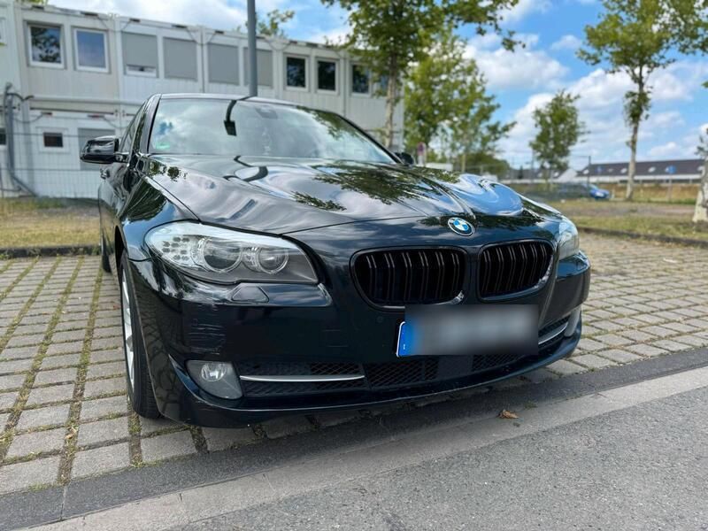 Schwarz Gebraucht 2013 BMW 530 Limousine | 13.250 € (Superpreis) - Bild 1/4