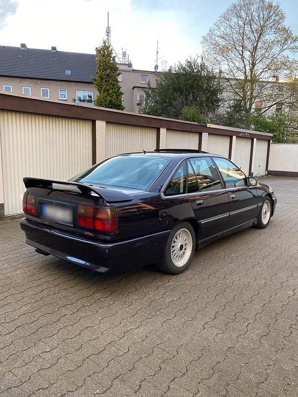 Second-hand Opel Senator 207 CP (152 kW) 1989 Mov Berlinǎ