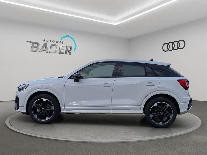 Gebraucht Audi Q2 S-Line 150 PS (110 kW) 2025 Gletscherweiß metallic SUV