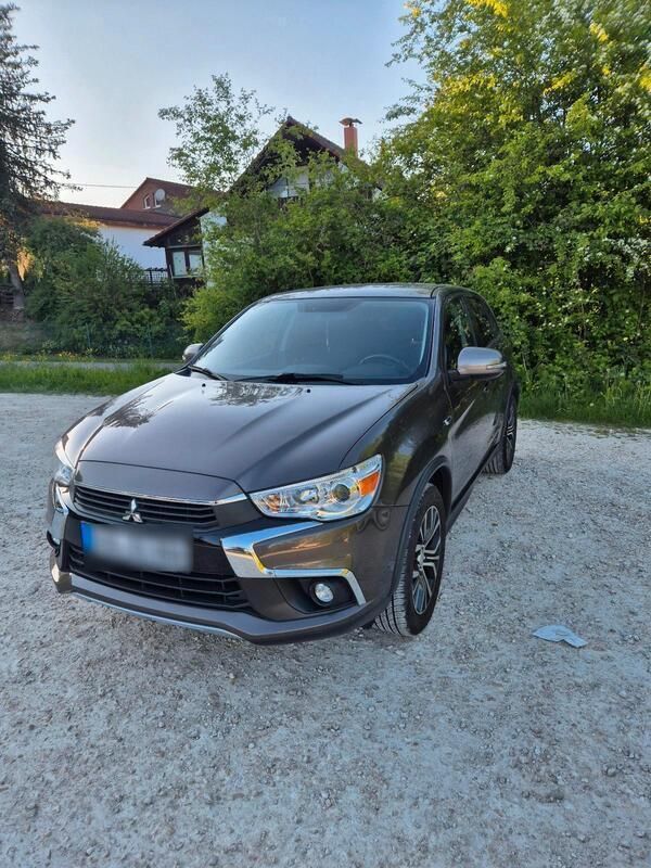 Braun Gebraucht 2016 Mitsubishi ASX SUV | 9.800 € (Fairer Preis) - Bild 1/4
