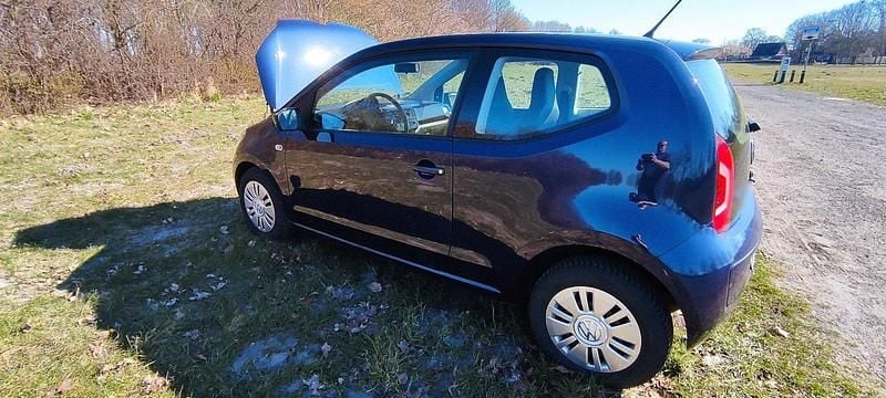 Usata VW up! 68 CV (50 kW) 2016 Blu Utilitaria