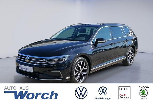 Schwarz Gebraucht 2022 VW Passat GTE Kombi | 21.489 € (Guter Preis) - Bild 1/4