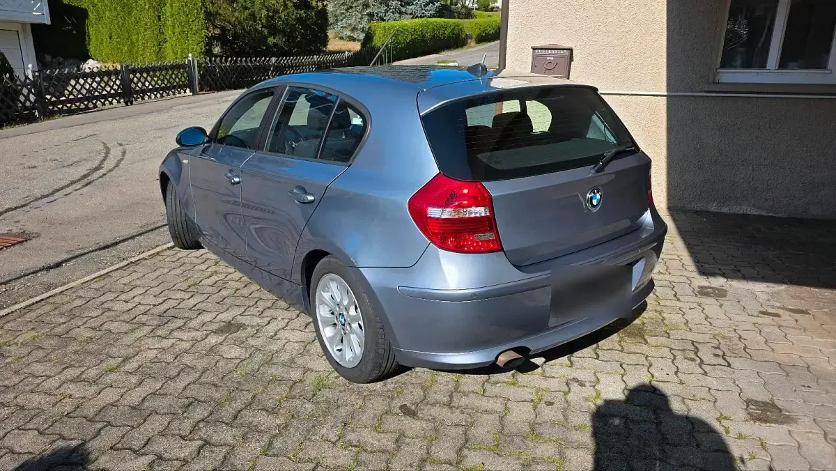 Gebraucht BMW 120 177 PS (130 kW) 2007 Blau Kleinwagen