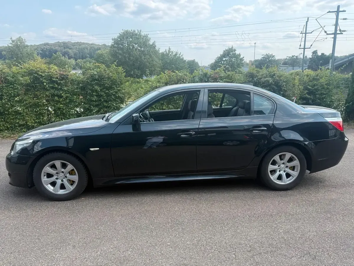 Gebraucht BMW 525 M Sport 197 PS (144 kW) 2008 Limousine