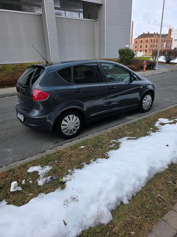 Gebraucht Seat Altea 105 PS (77 kW) 2008 Schwarz Kombi