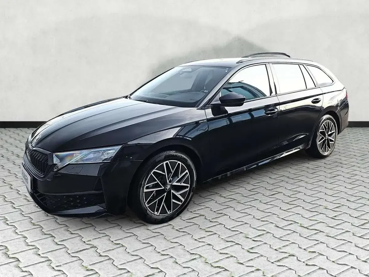 Neu Skoda Octavia SportLine 204 PS (150 kW) 2026 Schwarzmagic perleffekt Kombi