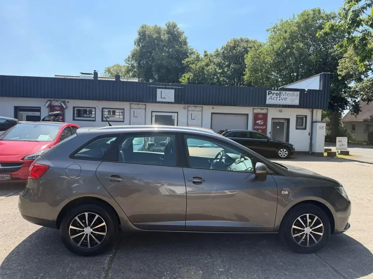 Gebraucht Seat Ibiza ST Style 105 PS (77 kW) 2014 Grau Kombi