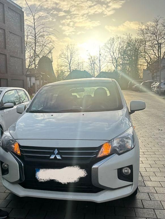 Gebraucht Mitsubishi Space Star Select 72 PS (52 kW) 2024 Weiß Kleinwagen