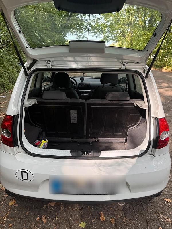 Gebraucht VW Fox 55 PS (40 kW) 2009 Weiß Kleinwagen