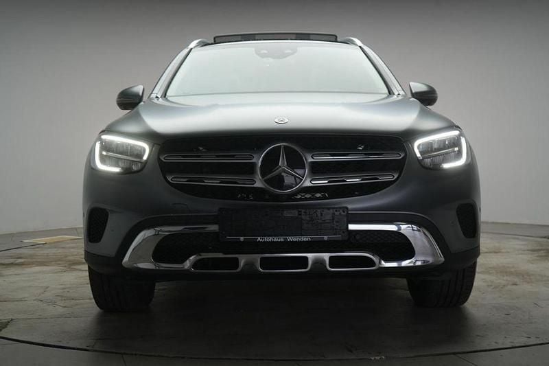 Gebraucht Mercedes GLC300e 211 PS (155 kW) 2020 Grau SUV