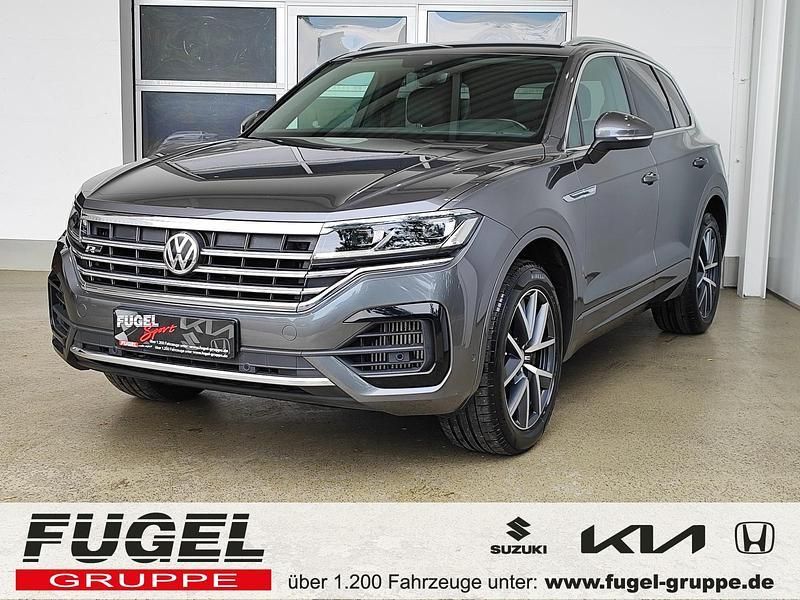 Siliziumgrau metallic Gebraucht 2020 VW Touareg R-line SUV | 56.999 € (Fairer Preis) - Bild 1/4
