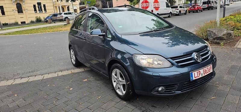 Gebraucht VW Golf Plus Cross United 160 PS (117 kW) 2008 Blau Van / Kleinbus