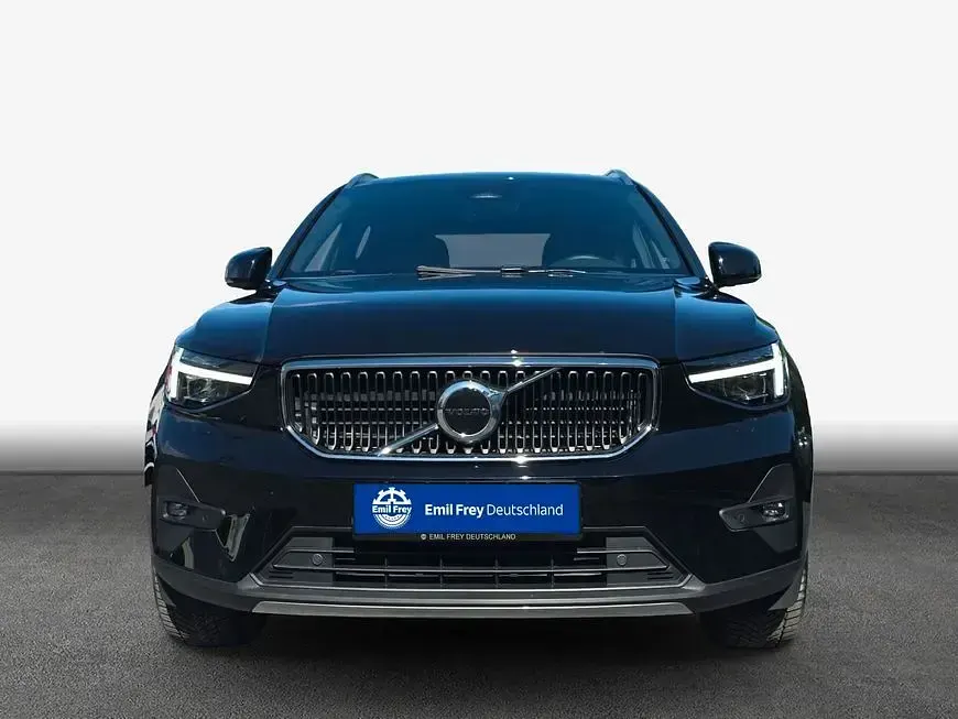Gebraucht Volvo XC40 Core 163 PS (119 kW) 2024 Schwarz SUV