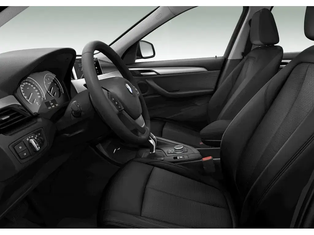 Gebraucht BMW X1 Advantage 136 PS (100 kW) 2022 Schwarz SUV