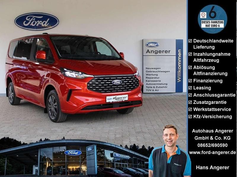 Gebraucht Ford Tourneo Titanium 150 PS (110 kW) 2024 Artisan red Van / Kleinbus