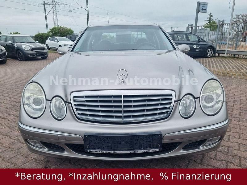 Gebraucht Mercedes E200 163 PS (119 kW) 2004 Silber Limousine