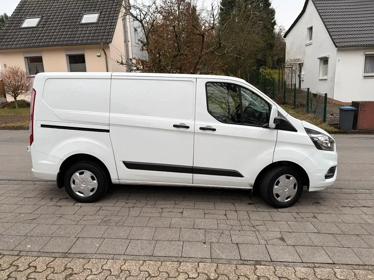Gebraucht Ford Transit Custom 107 PS (78 kW) 2020 Weiß Van