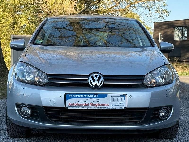 Gebraucht VW Golf VI Team 105 PS (77 kW) 2010 Silber Kleinwagen