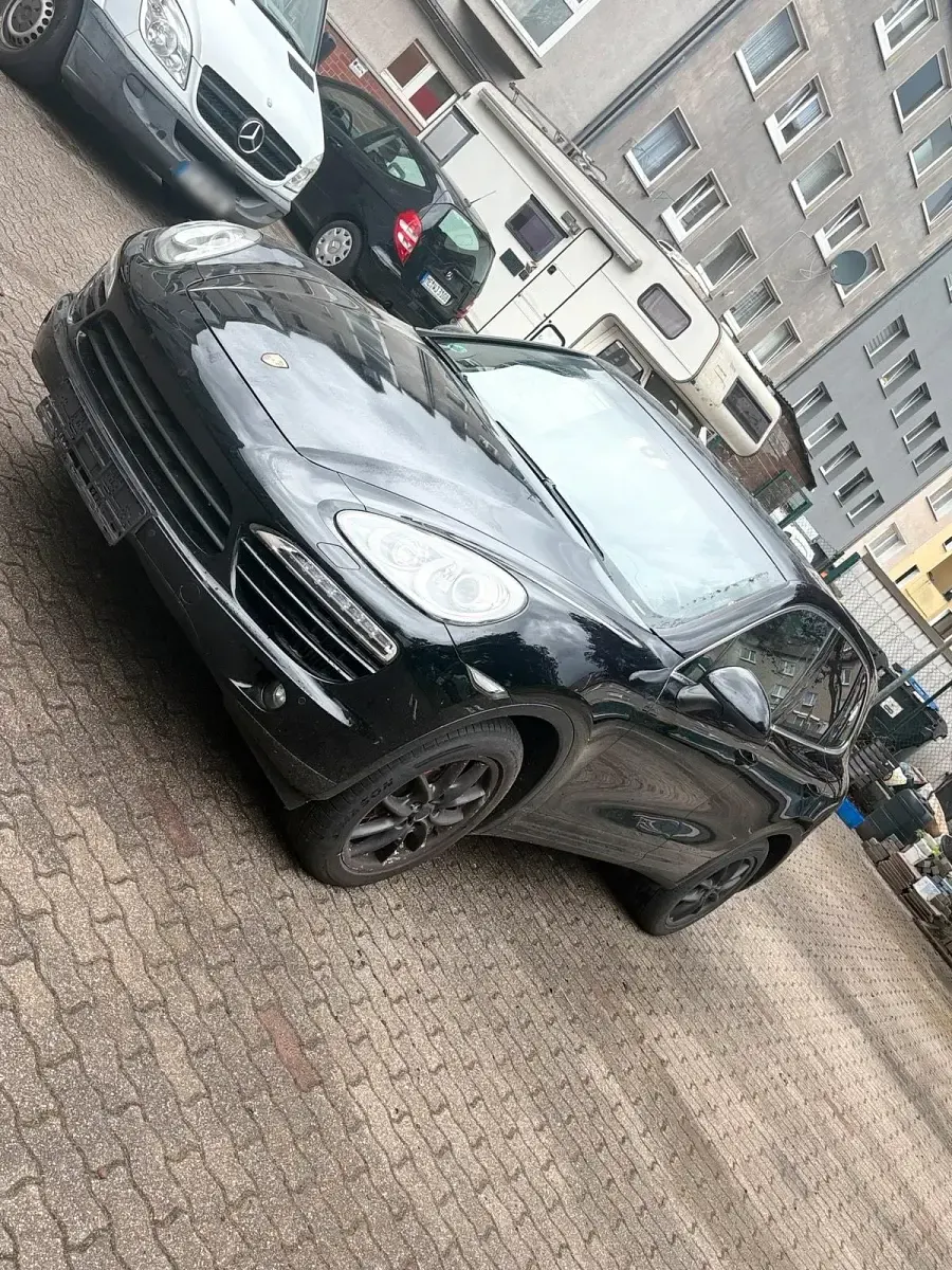 Gebraucht Porsche Cayenne 245 PS (180 kW) 2013 Schwarz SUV