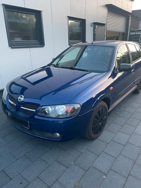 Blau Gebraucht 2004 Nissan Almera Limousine | 1.750 € (Fairer Preis) - Bild 1/4