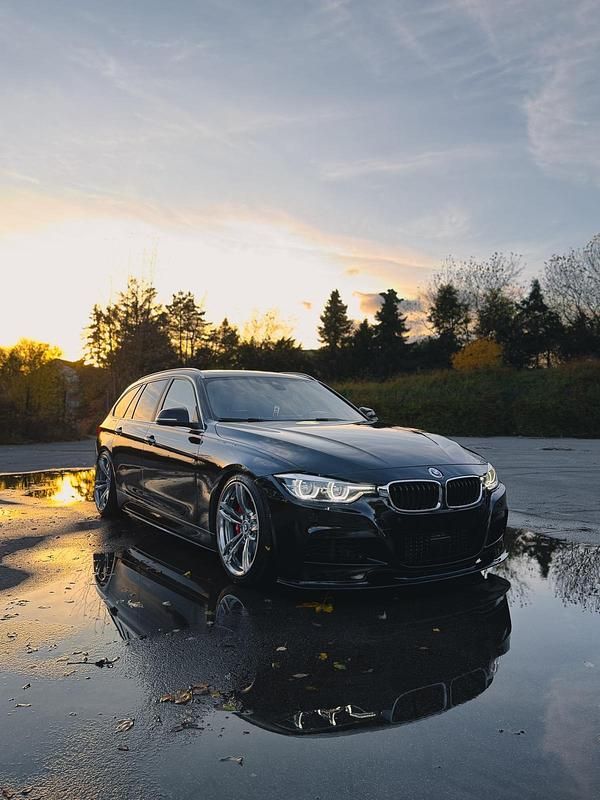 Schwarz Gebraucht 2016 BMW 320 M Performance Kombi | 18.000 € - Bild 1/4