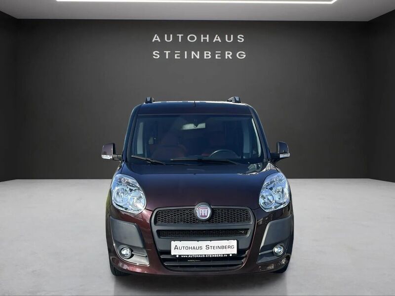 Gebraucht Fiat Doblò 95 PS (69 kW) 2011 Braun Van / Kleinbus