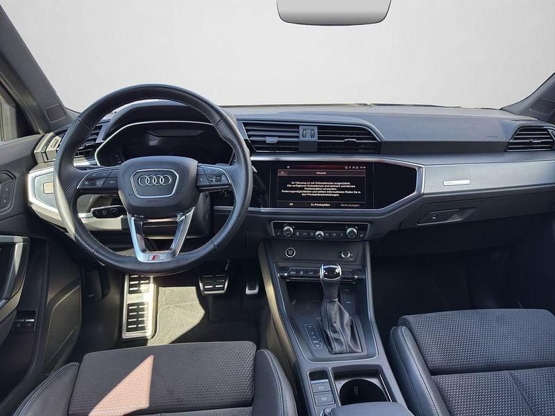 Gebraucht Audi Q3 Ambiente 245 PS (180 kW) 2022 Nanograu metallic (metallic) SUV