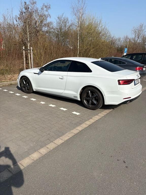 Gebraucht Audi A5 S-Line 190 PS (139 kW) 2019 Weiß Coupé