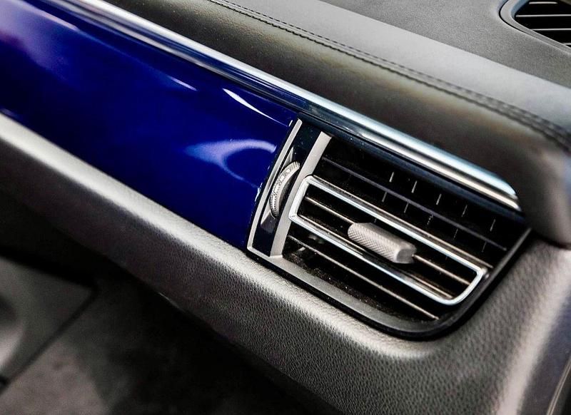 Gebraucht Porsche Macan 265 PS (194 kW) 2023 Blau SUV