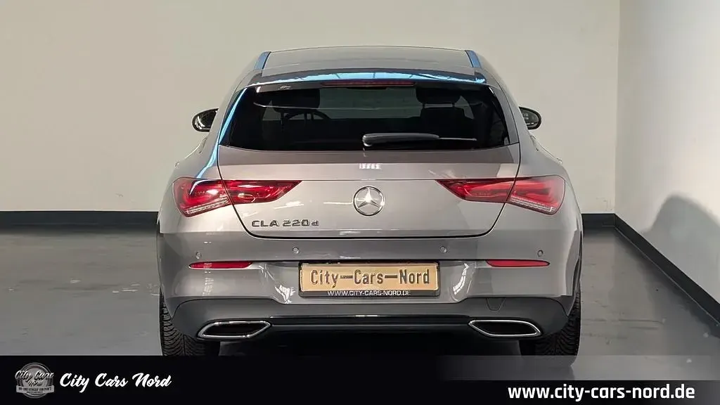 Gebraucht Mercedes CLA220 Progressive 190 PS (139 kW) 2023 Grau Limousine