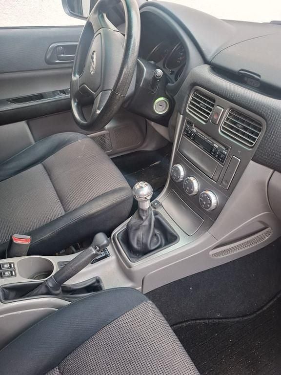 Gebraucht Subaru Forester Active 158 PS (116 kW) 2006 Weiß SUV