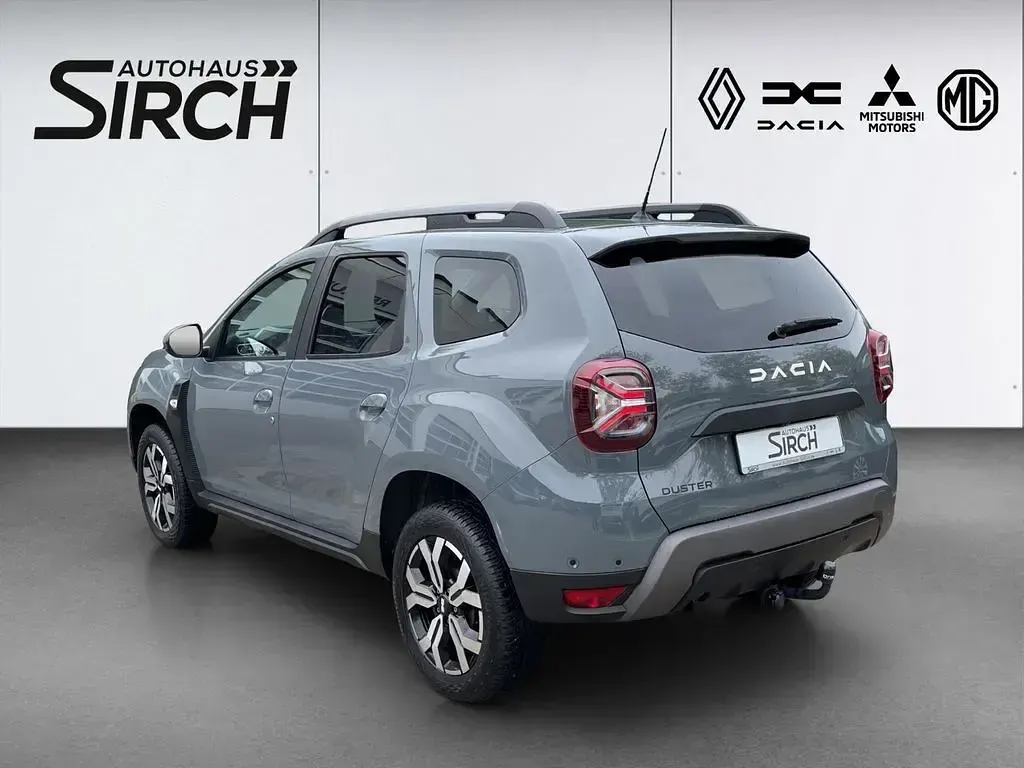Second-hand Dacia Duster Journey 131 CP (96 kW) 2022 Gri SUV
