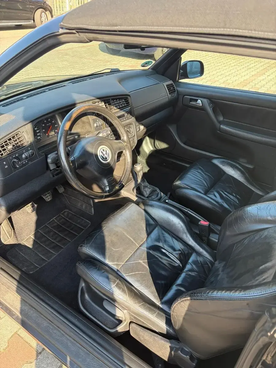 Gebraucht VW Golf 101 PS (74 kW) 2000 Schwarz Cabrio