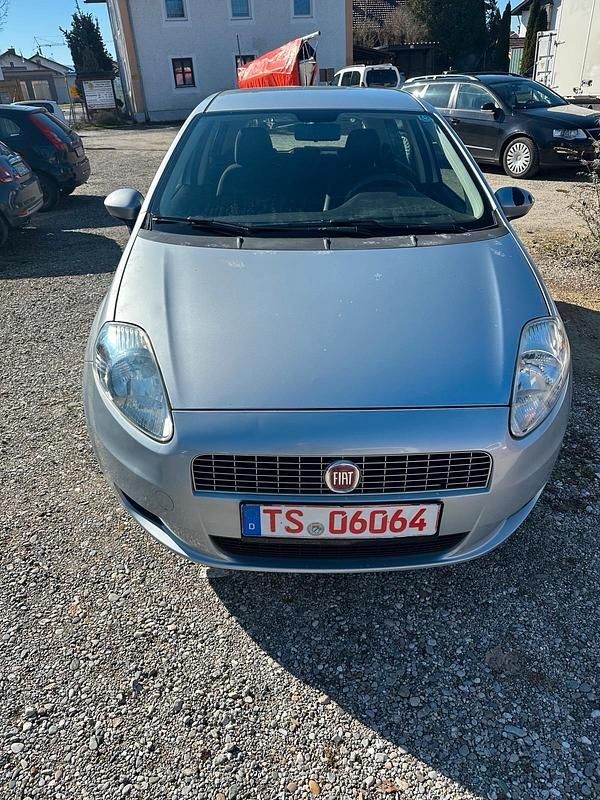 Gebraucht Fiat Punto 70 PS (51 kW) 2008 Grau Kleinwagen