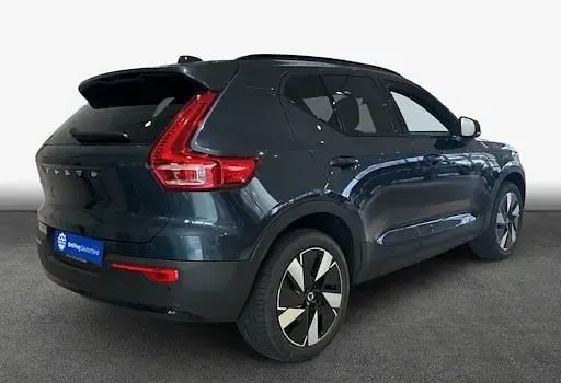 Używany Volvo EX40 Plus 185 kW (252 KM) 2025 Niebieski SUV