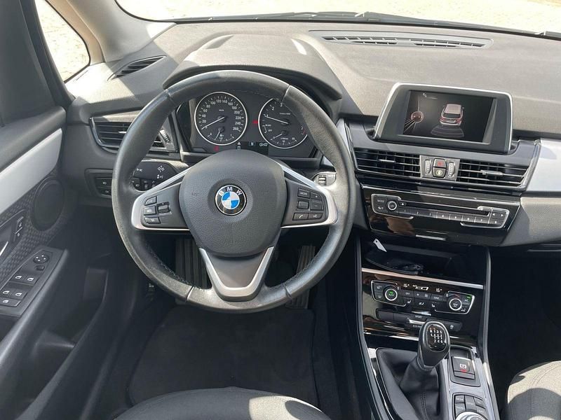 Gebraucht BMW 218 Performance 136 PS (100 kW) 2015 Weiß Kombi