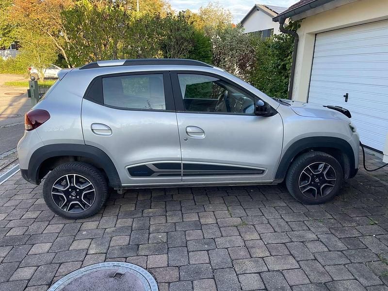 Gebraucht Dacia Spring Comfort Plus 33 kW (45 PS) 2022 Grau Kleinwagen