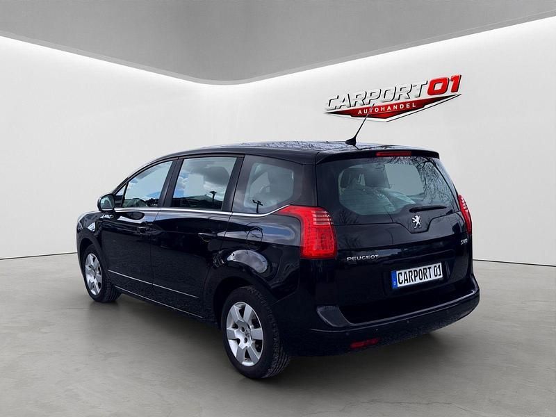 Gebraucht Peugeot 5008 Active 150 PS (110 kW) 2011 Schwarz Van / Kleinbus