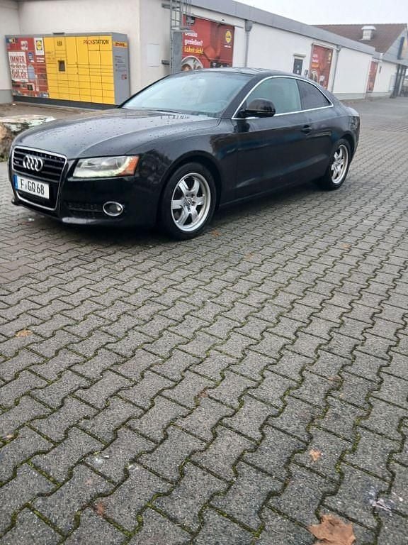 Schwarz Gebraucht 2009 Audi A5 Coupé | 5.500 € (Guter Preis) - Bild 1/4